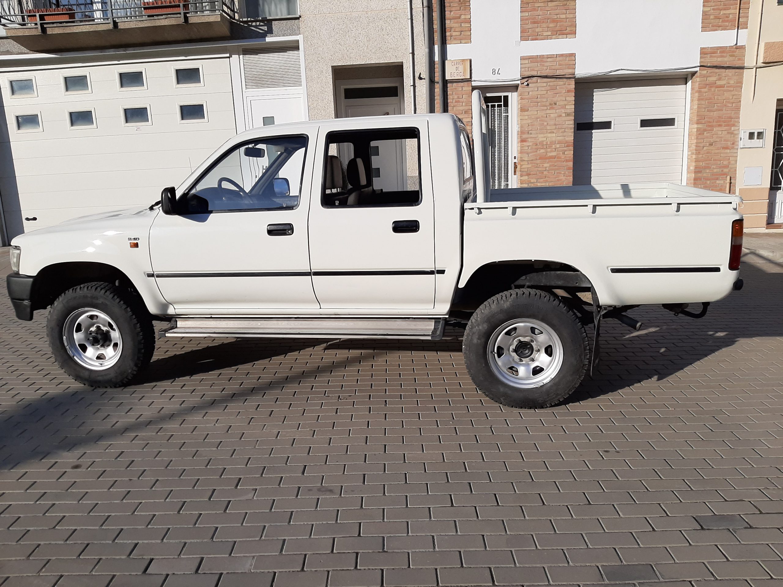 toyota hilux 6 Automòbils PLANA