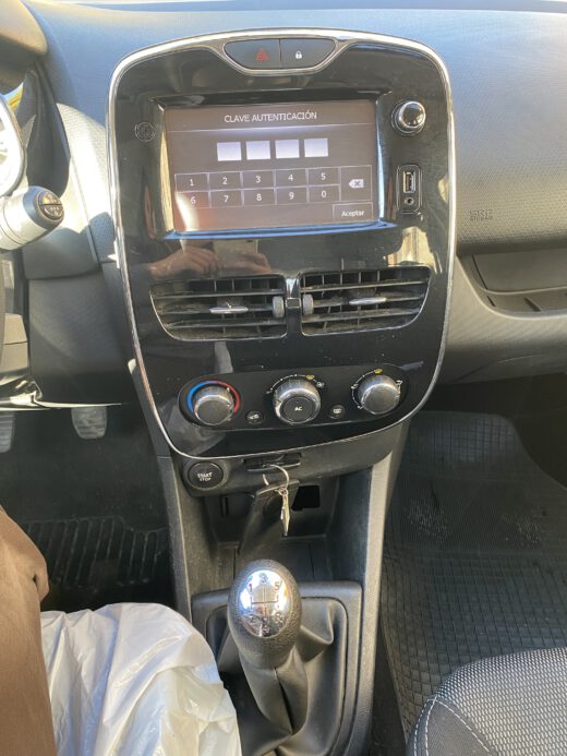 RENAULT CLIO - Imagen 6