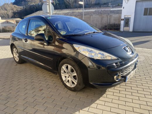 PEUGEOT 207 - Imagen 2