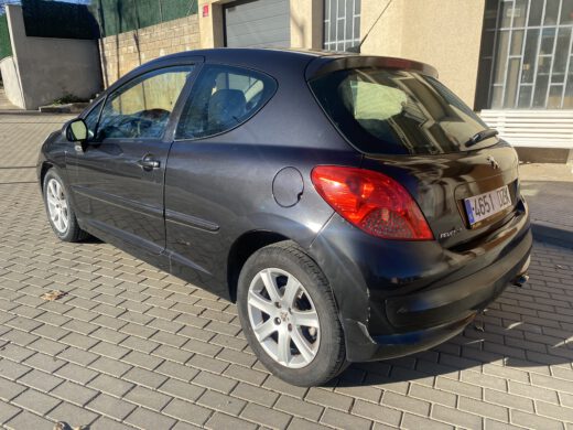 PEUGEOT 207 - Imagen 4