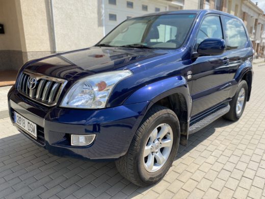TOYOTA LAND CRUISER